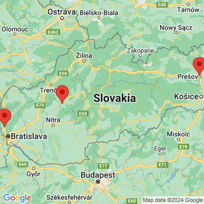 Google map: Námestie Hrdinov 14, Chynorany
